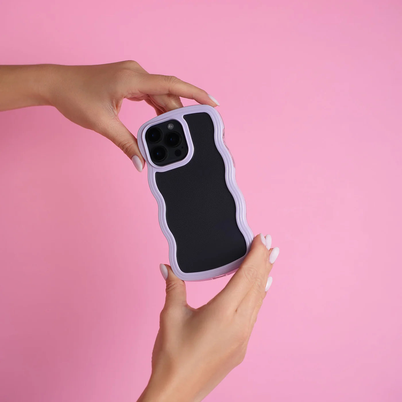 Curvy Wavy Lilac Phone case